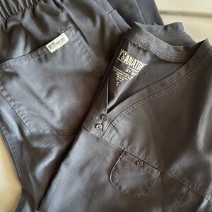 Women’s Grey’s Anatomy Scrub Set